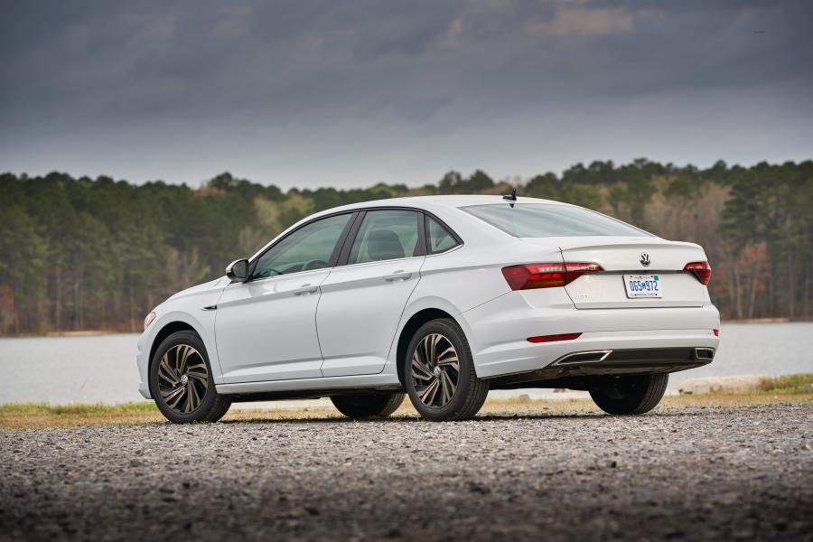  Volkswagen Jetta SEL Premium 2018 года  (NA) (фото 5 из 40)